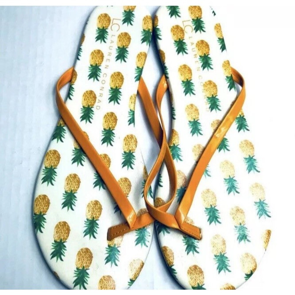 LC Lauren Conrad Flip Flops Womens 7 Pineapple Orange/Burnt Yellow Cussioned